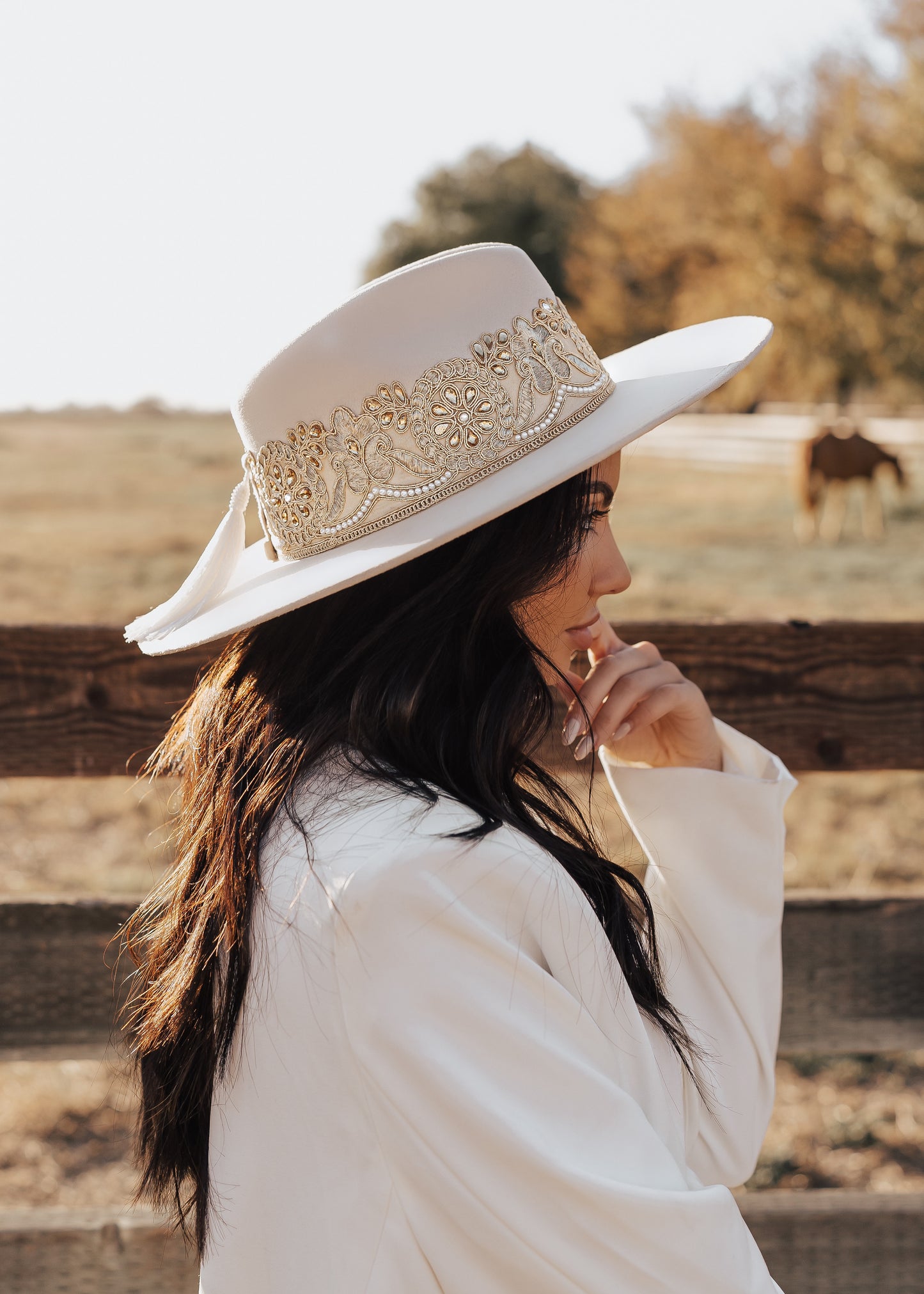 Fedora "At Last" Ivory/Gold