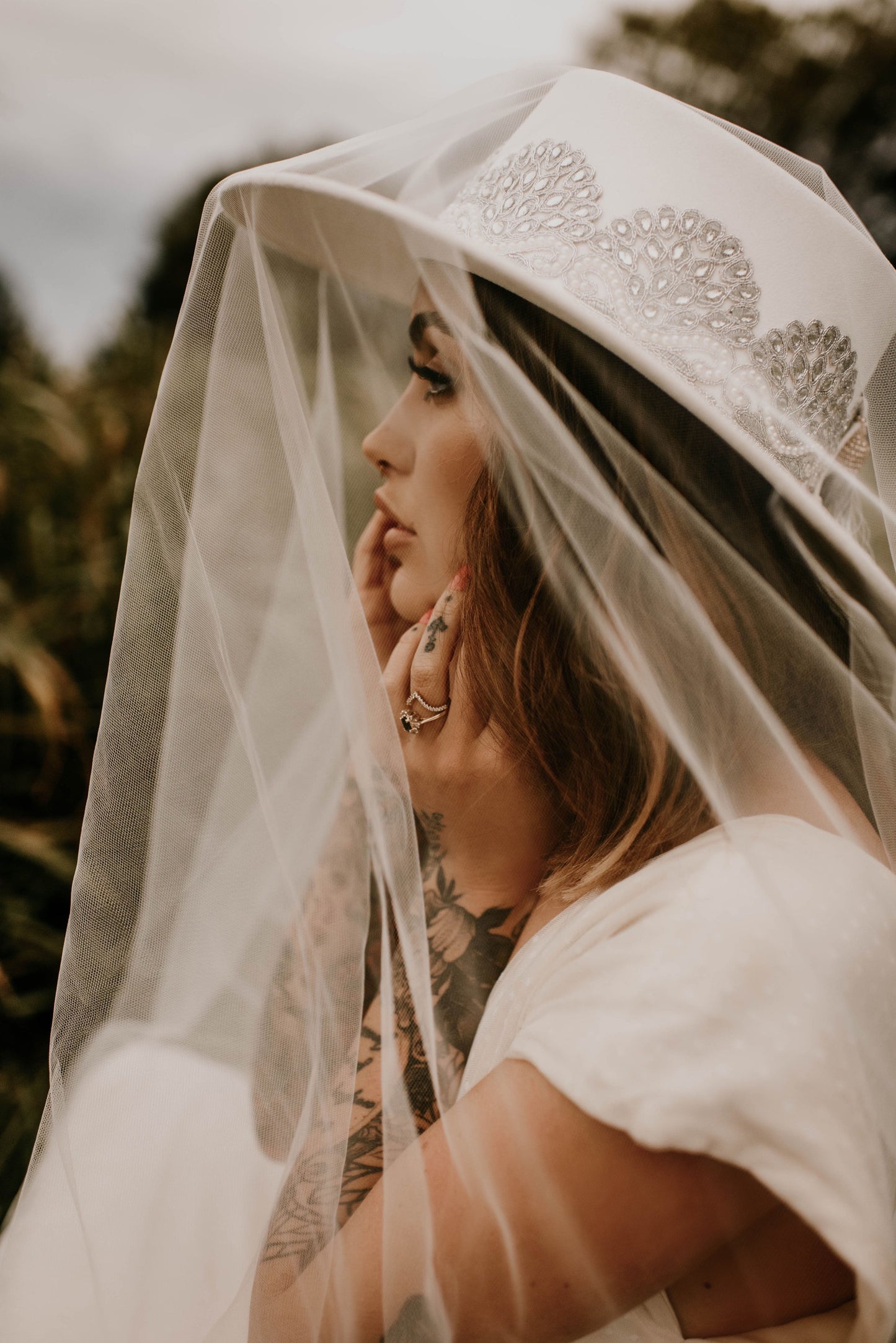 Boater "I DO" Pure White/ Silver Details