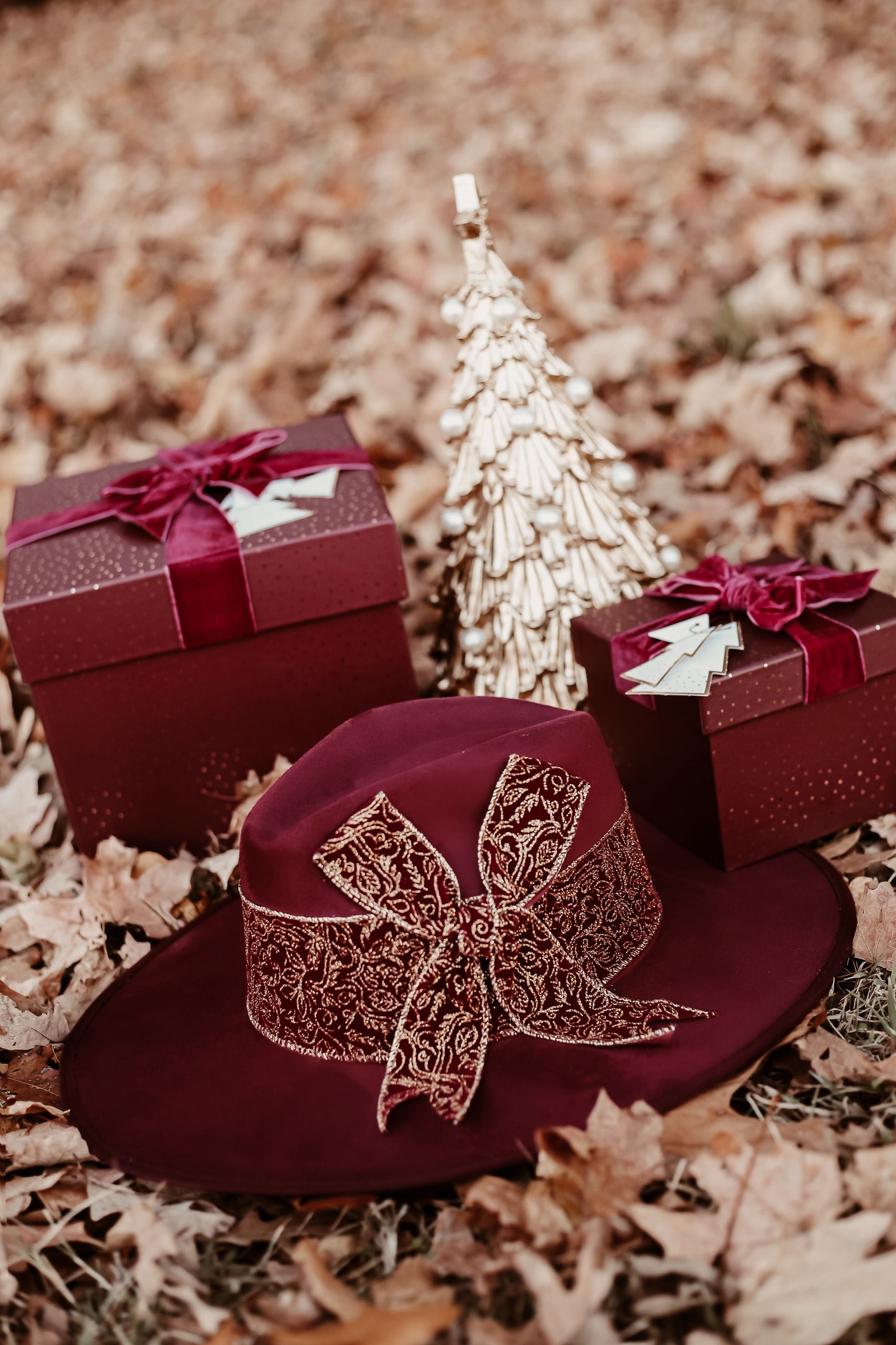 Fedora "Celebration" in wine