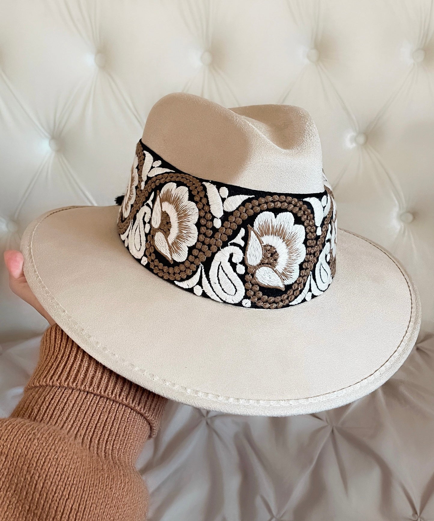 Classic Fedora "Aurora" Ivory