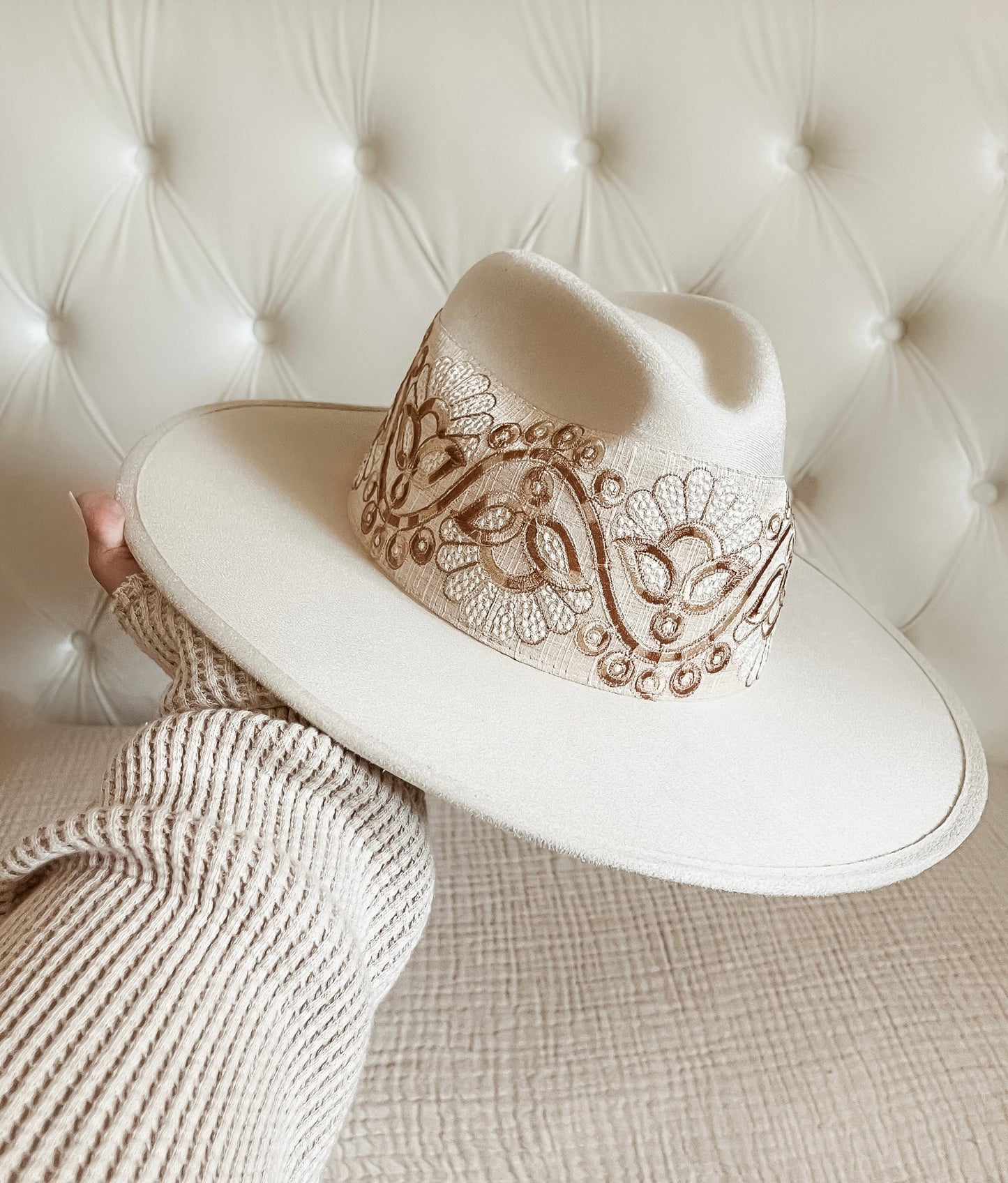 Fedora “Brooke” Ivory wool