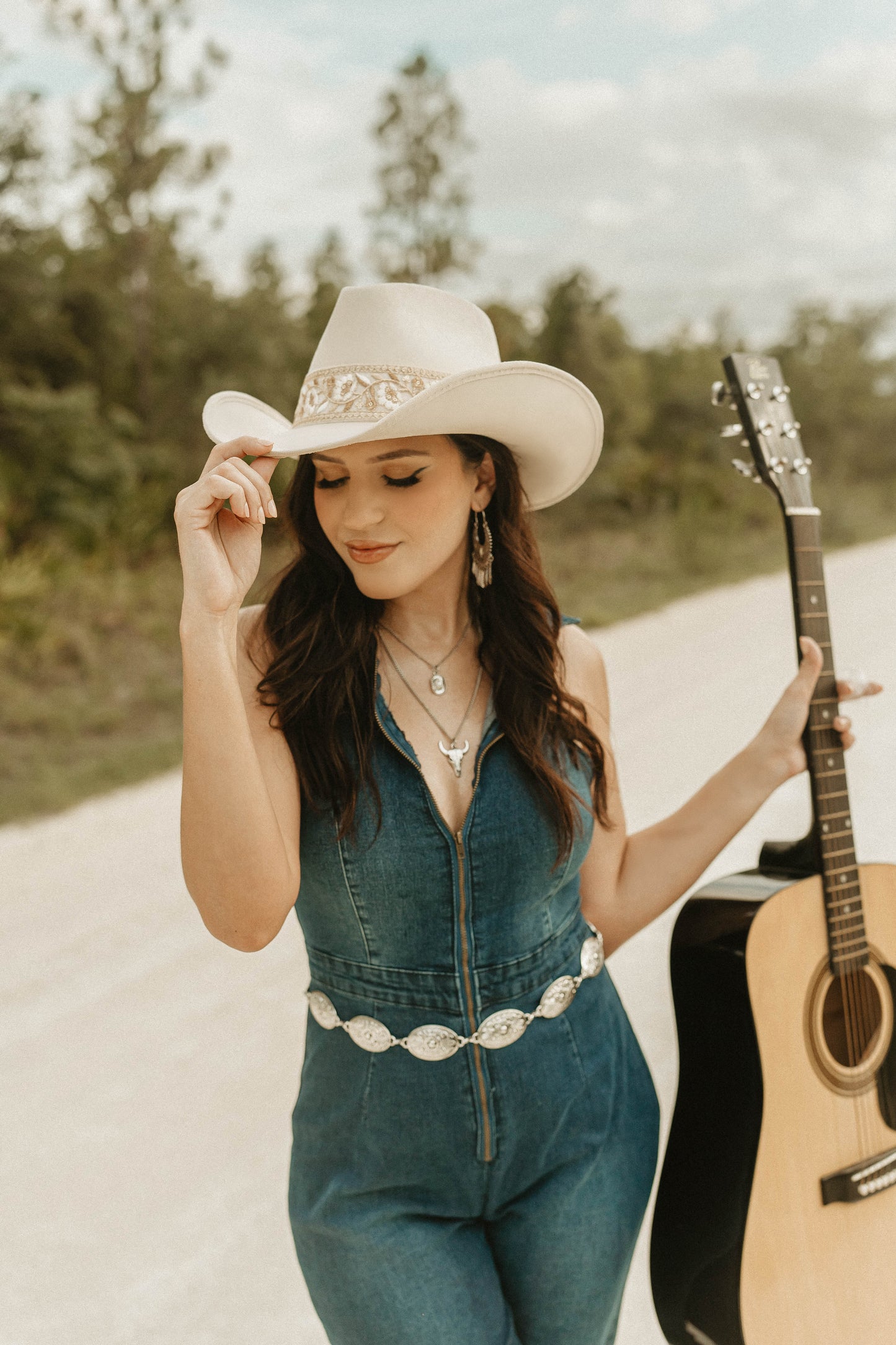 Cowgirl "Jolene" Ivory