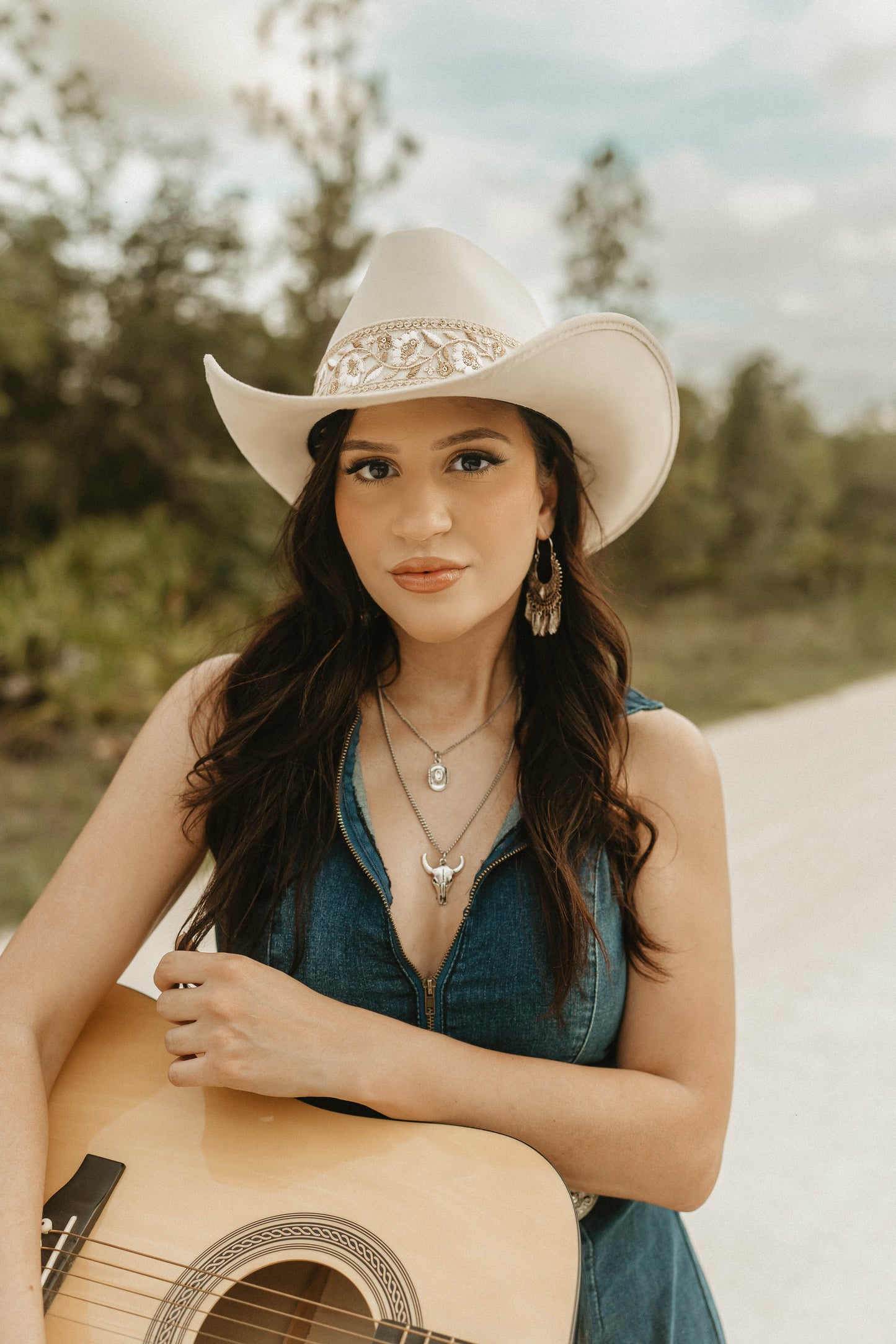 Cowgirl "Jolene" Ivory