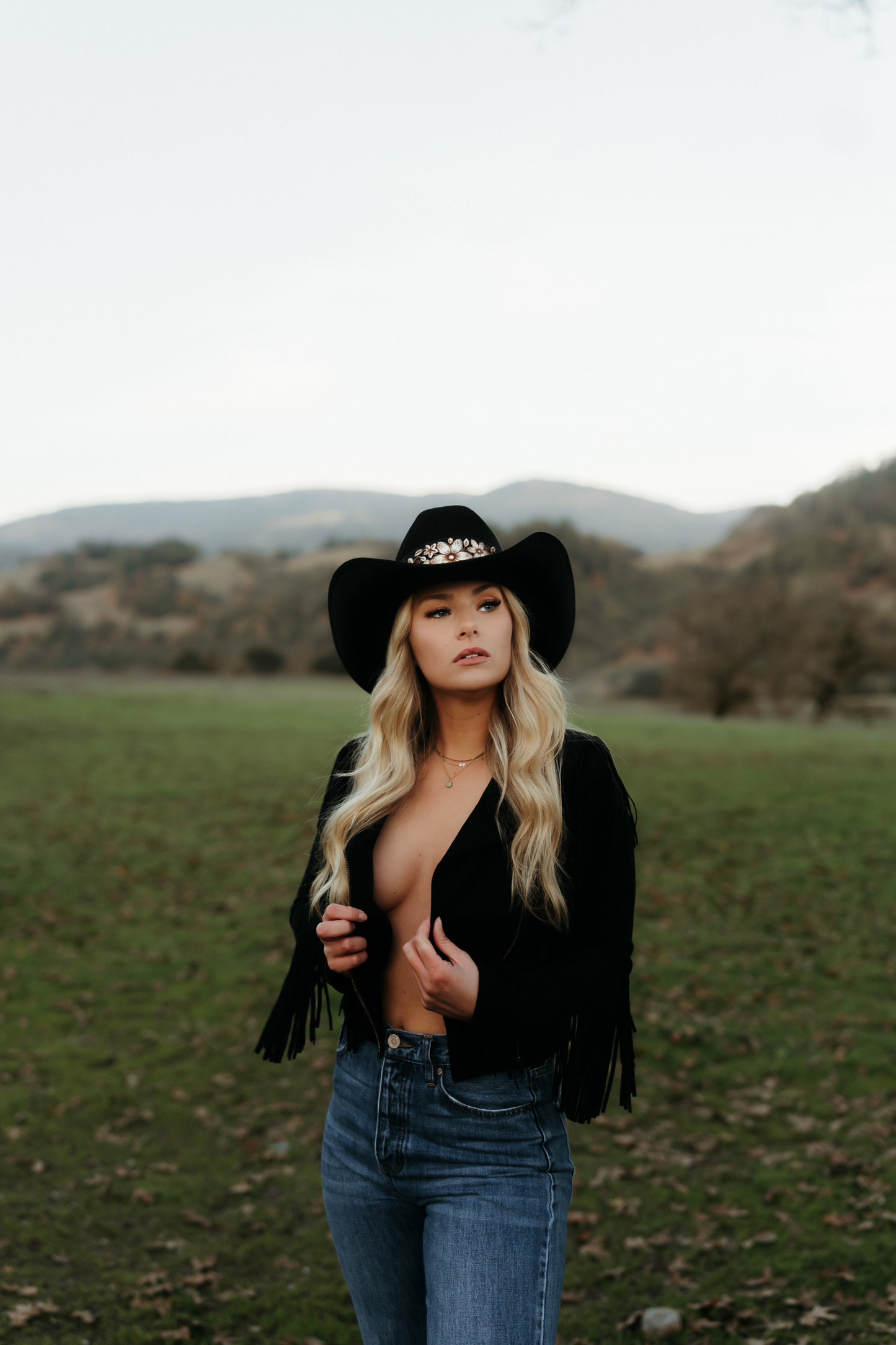 Cowgirl "Dolly" Black