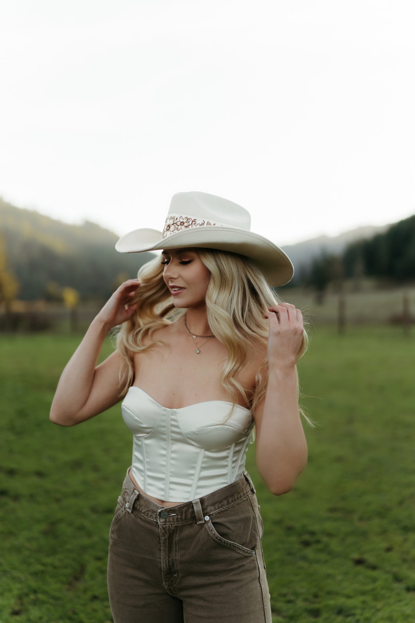 Cowgirl “Dolly” Ivory