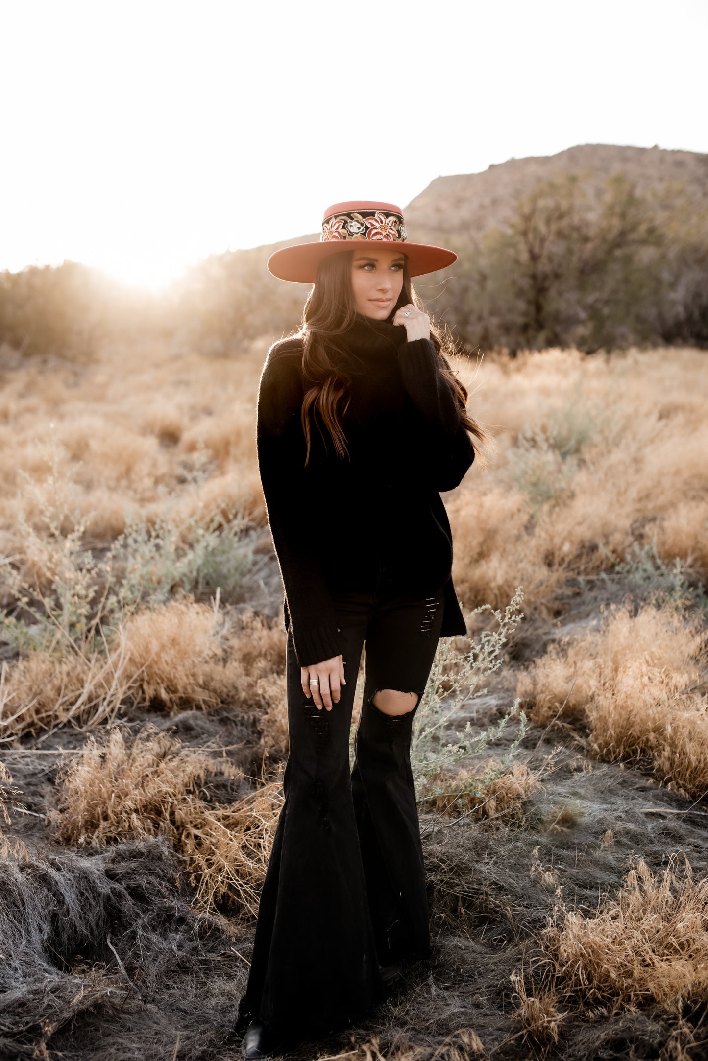 Boater hat “Charlotte” in cherry red