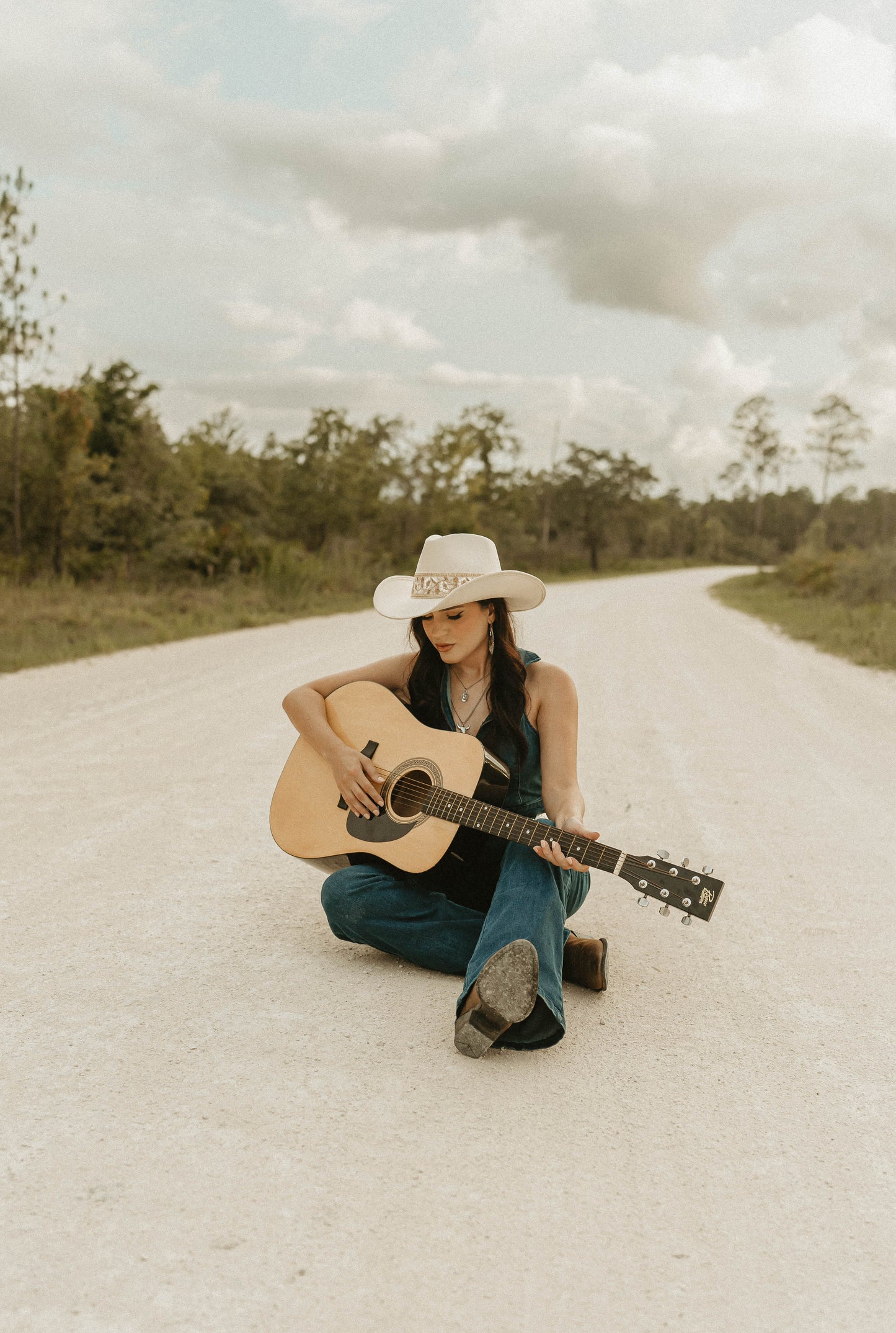 Cowgirl "Jolene" Ivory