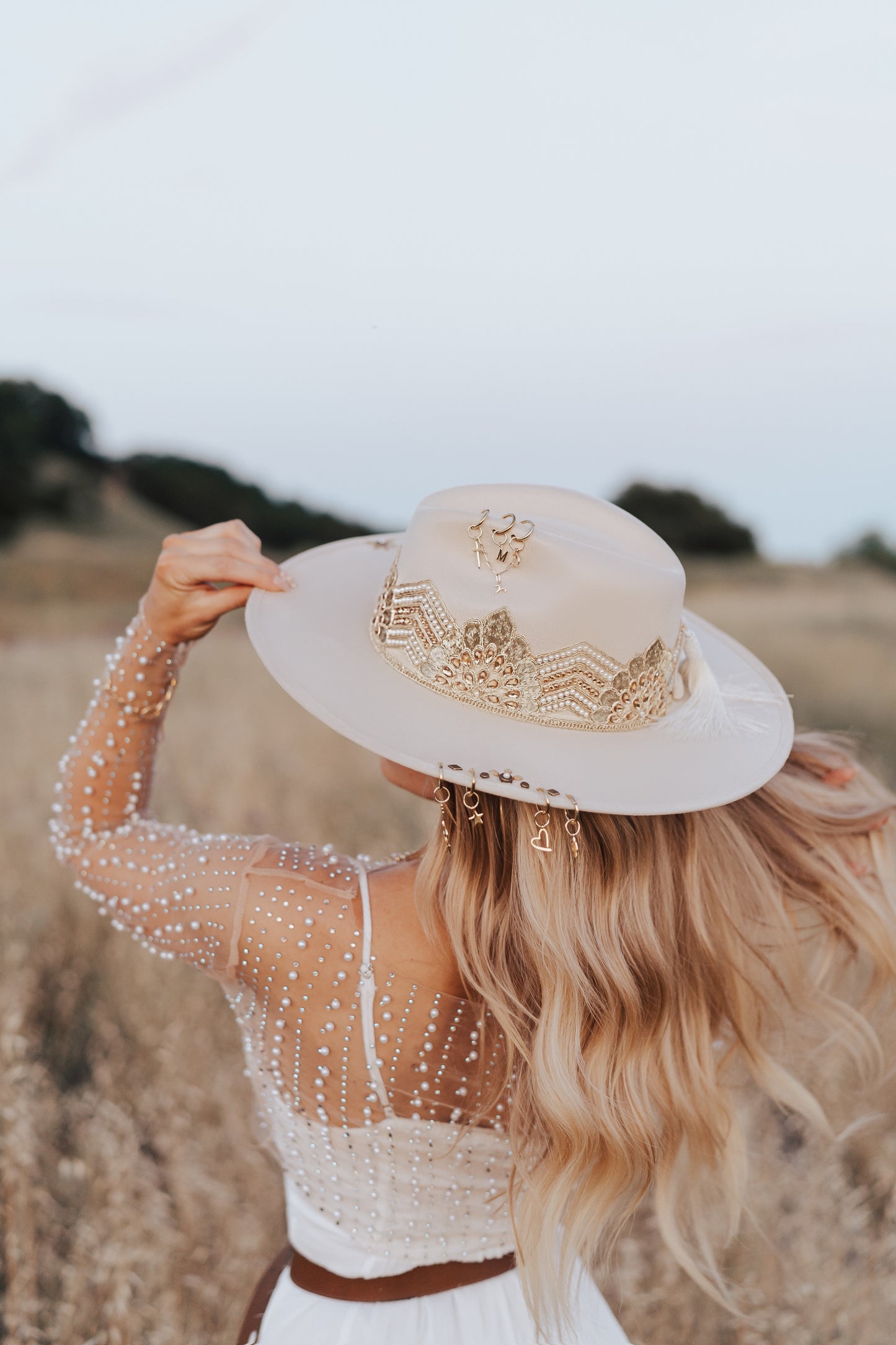 Fedora 'Magic' Ivory