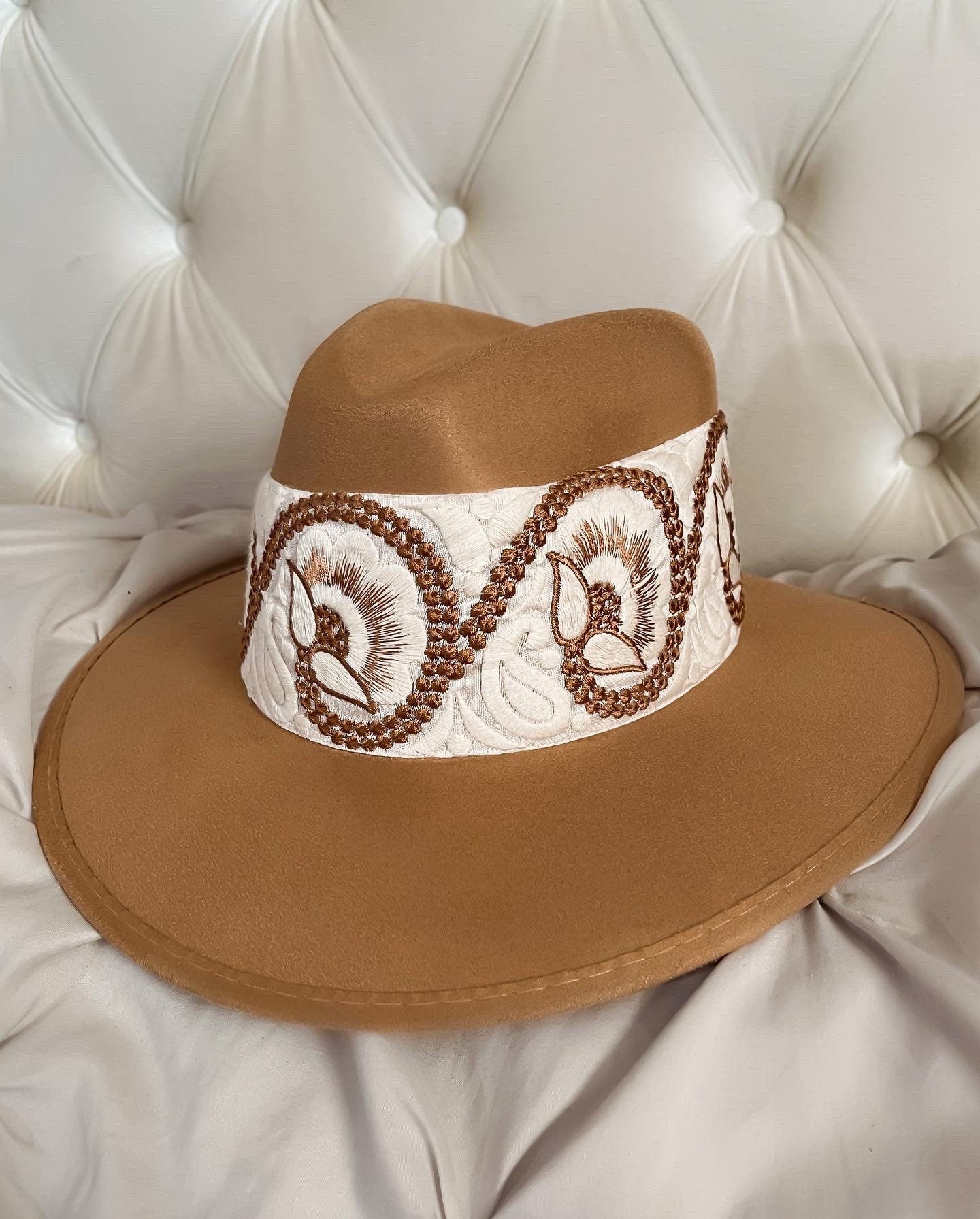 Classic fedora “Aurora” Hazelnut